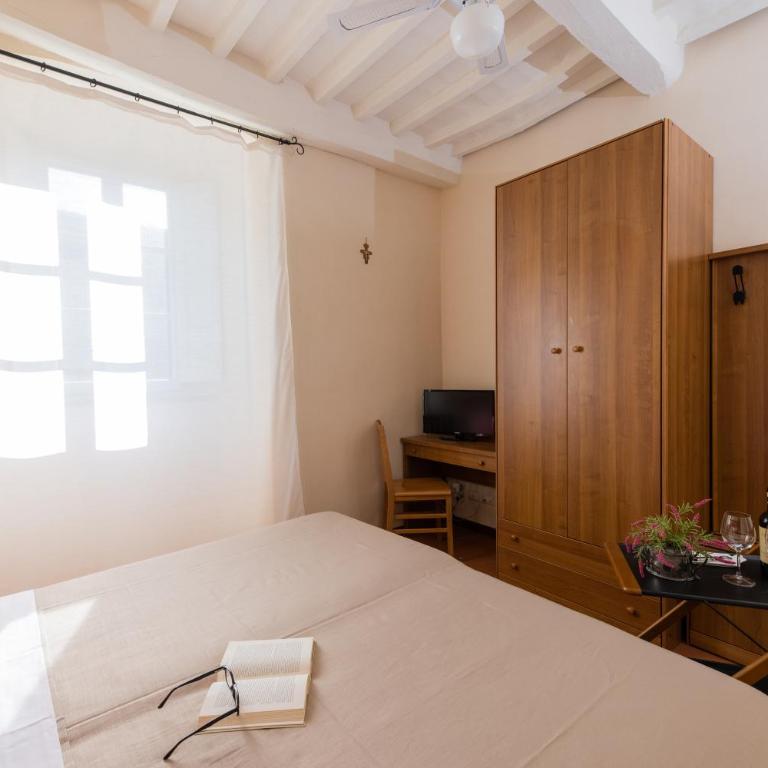 B&B San Francesco - Camera Matrimoniale/Doppia con Letti Singoli con Bagno Privato - 15