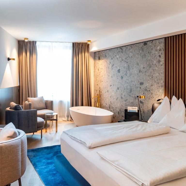 Hotel Das Innsbruck - Junior Suite inspiriert vom Goldenen Dachl - 3