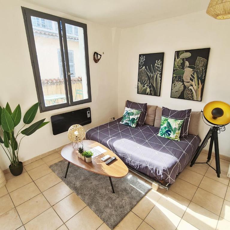 GregBnb - Centre Ancien - Studio Roof-Top - CLIMATISÉ - 5eme étage - Studio with Terrace - 6