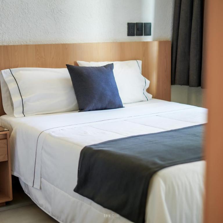 Hotel Emperador centro Guadalajara y Remodelado - Standard Room - 3