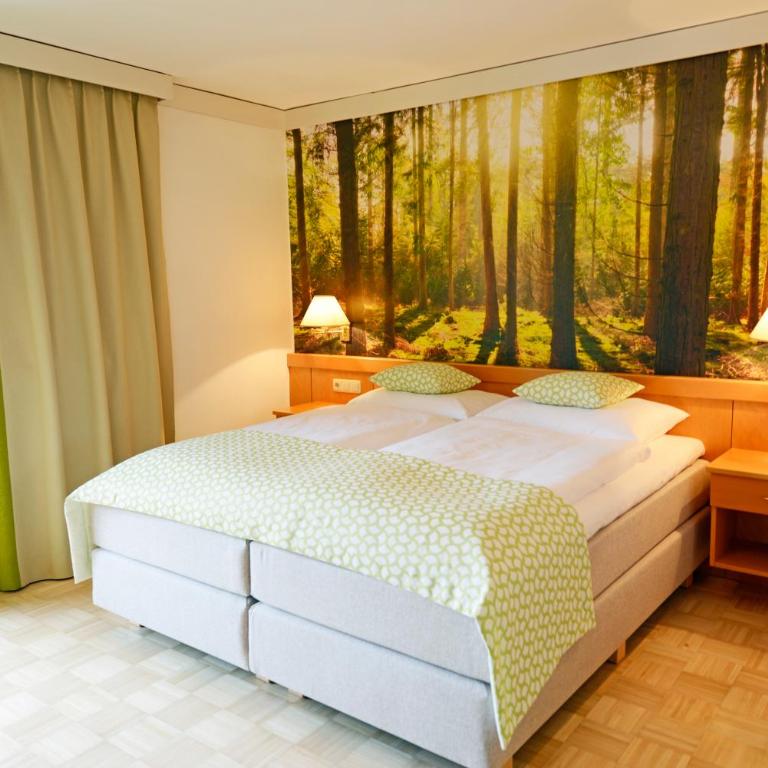 Gasthof Thomann - Doppelzimmer mit Balkon - 3