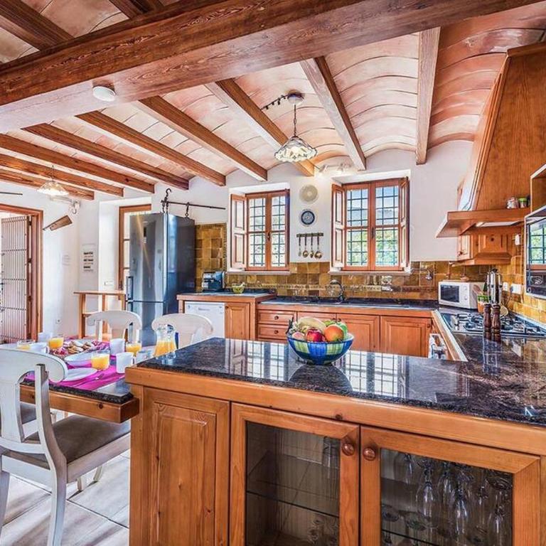 Finca Rafalet, Pollensa by Renthousing - Villa - 27