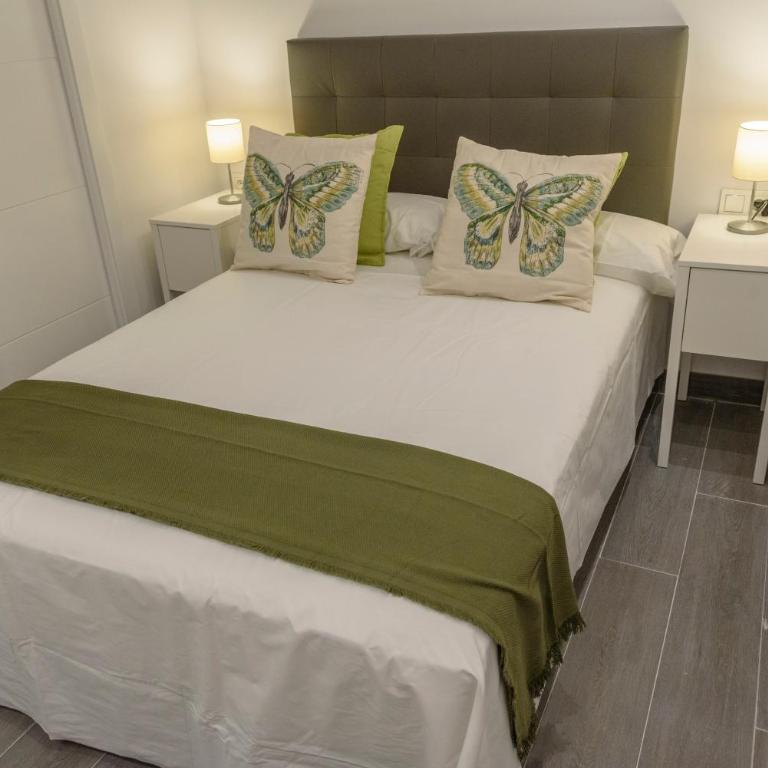 Apartamentos Constitución by Renthas - Apartamento con 4 dormitorios - 5