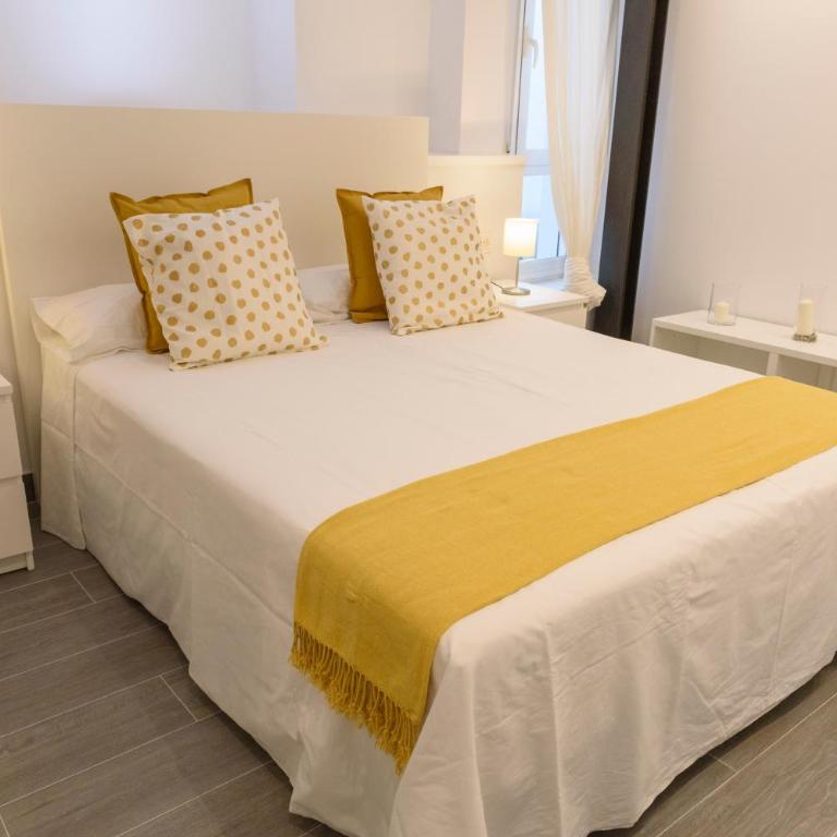 Apartamentos Constitución by Renthas - Apartamento con 4 dormitorios - 23