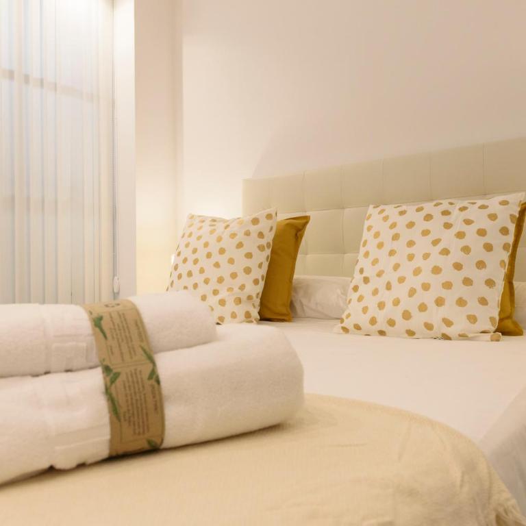 Apartamentos Constitución by Renthas - Apartamento de 2 dormitorios - 26