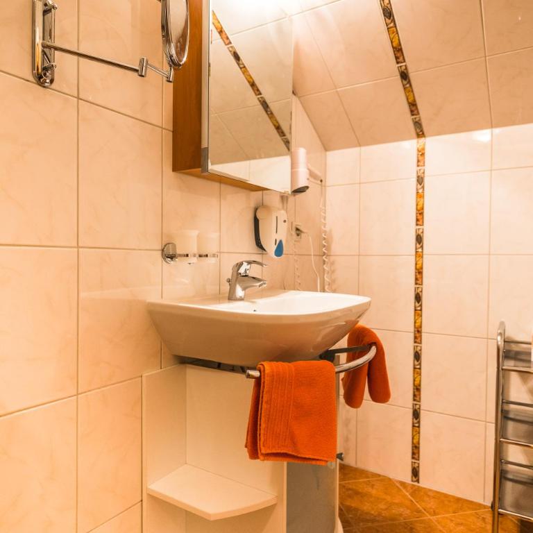 Hotel Gasthof zur Linde - Familienzimmer - 6