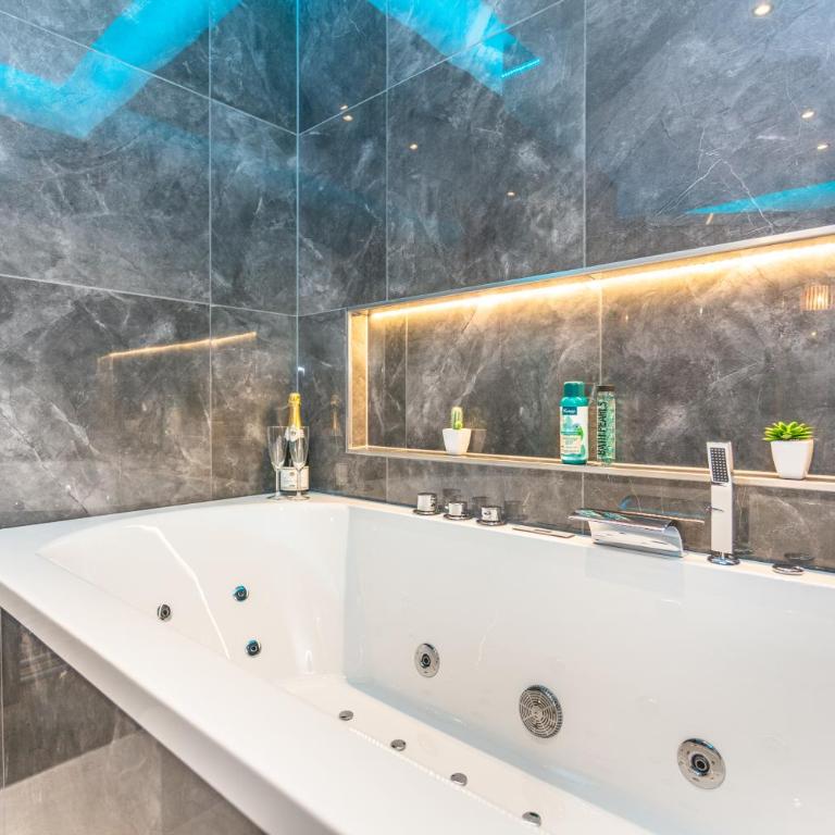 Appartements Moser - Superior Apartment mit Sauna - 19