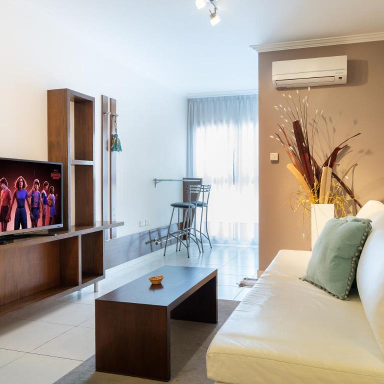 AT Suites - Standard Apartment - 19