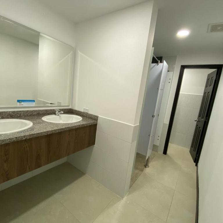Beta Hotel - Suite Superior con cama extragrande - 3