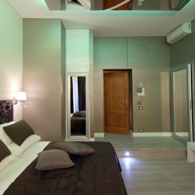 Piccolo di Piazza di Spagna Suites - Camera Matrimoniale Budget - 2