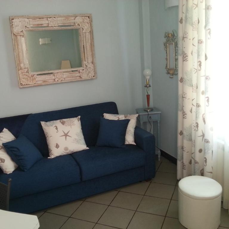 Case Vacanze Borgo Marina IMPERIA - Appartamento su 2 Livelli con 1 Camera da Letto - 13