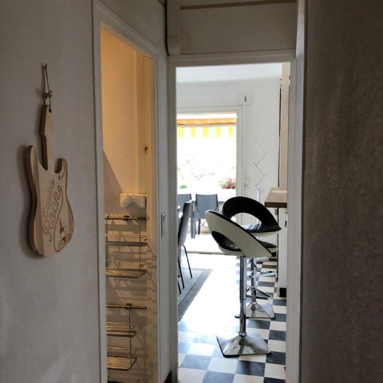Villa Magaly T4 à 50 m de la plage et de Valras centre avec linge de lit et ménage inclus - Appartamento con 2 Camere da Letto e Vista Mare - 33