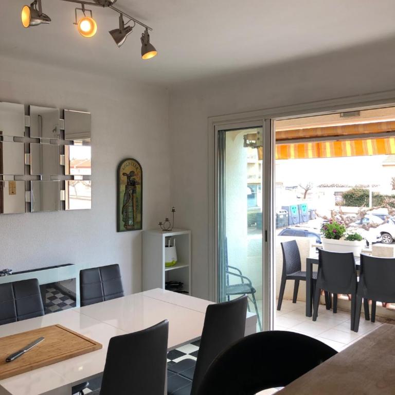 Villa Magaly T4 à 50 m de la plage et de Valras centre avec linge de lit et ménage inclus - Appartamento con 2 Camere da Letto e Vista Mare - 35
