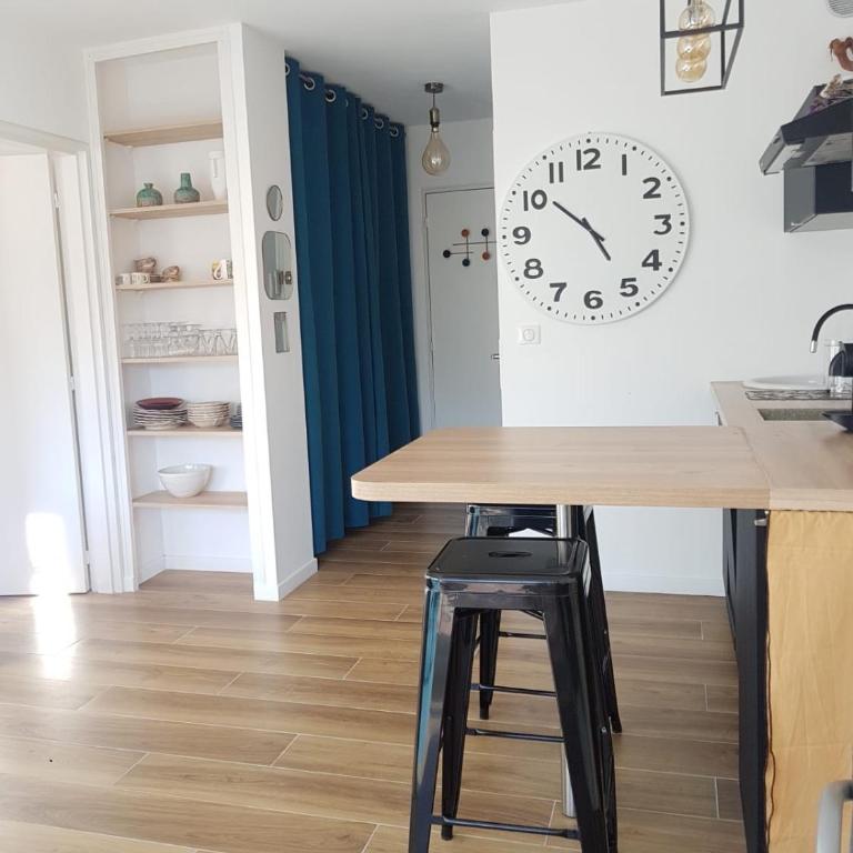 Appartement deux pièces , climatisé, terrase, Cavalaire - Apartamento de 1 dormitorio - 1