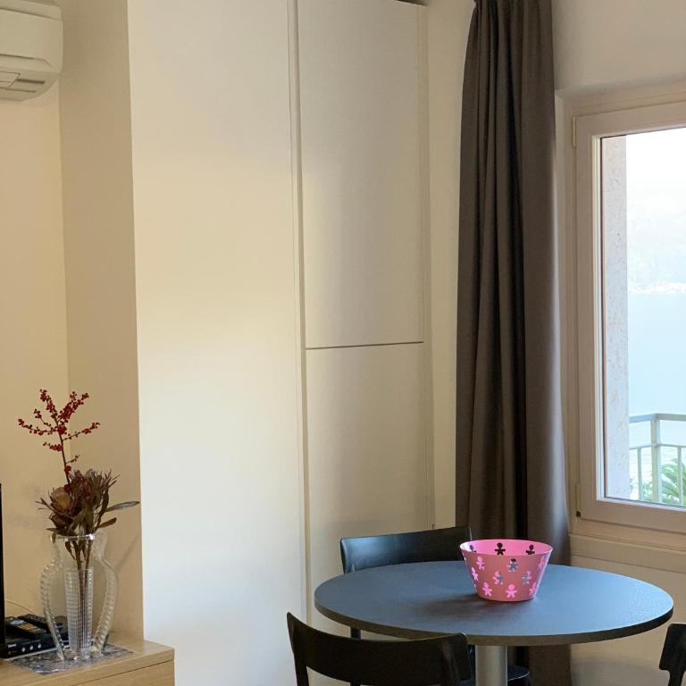Casa Vacanze Lucia - Appartamento Monolocale con Vista Lago - 7