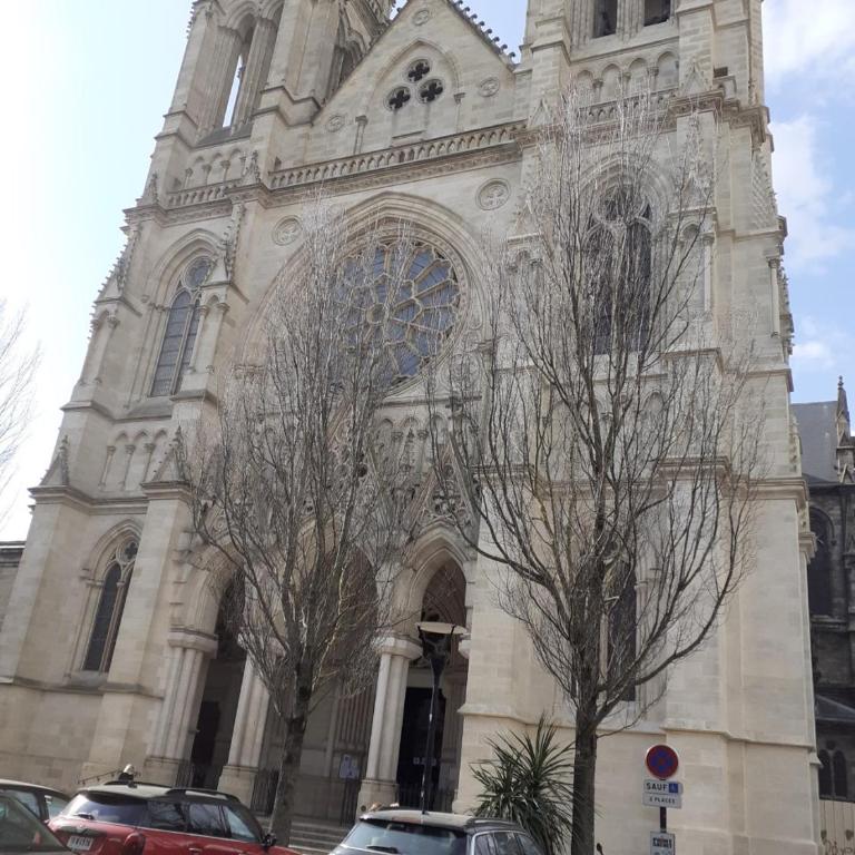 Joli petit loft dans échoppe pierre centre-ville - Appartement avec Terrasse - 33