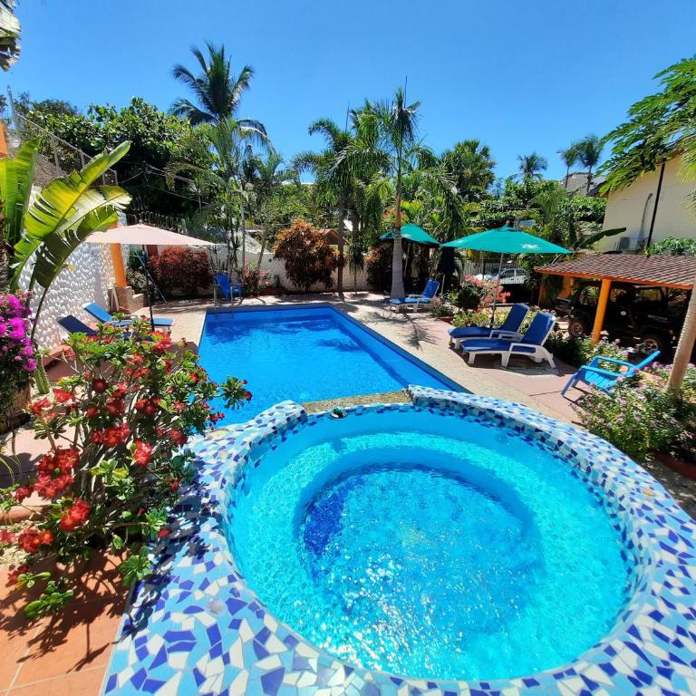 HOTELITO SWISS OASIS, Playa Zicatela - Adults Only - Kitchen - Cocina - Habitación Doble - 1