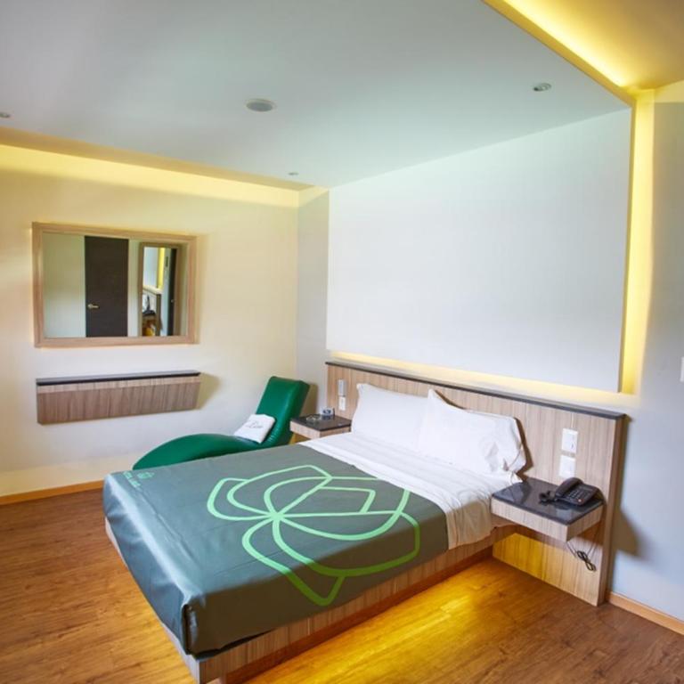 Hotel Lirio - Adult Only - Superior Queen Room - 3