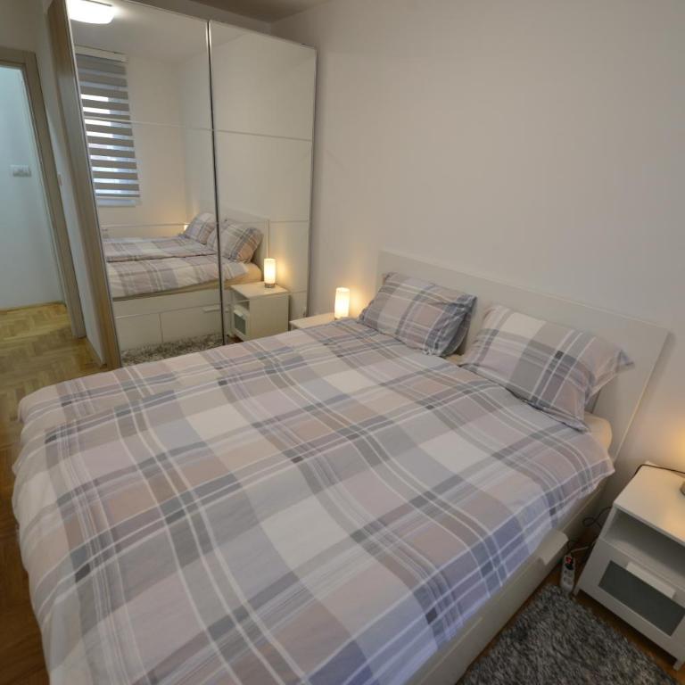 Apartment 54 CITY CENTER - FREE PRIVATE GARAGE - Apartman sa 2 Spavaće Sobe - 17