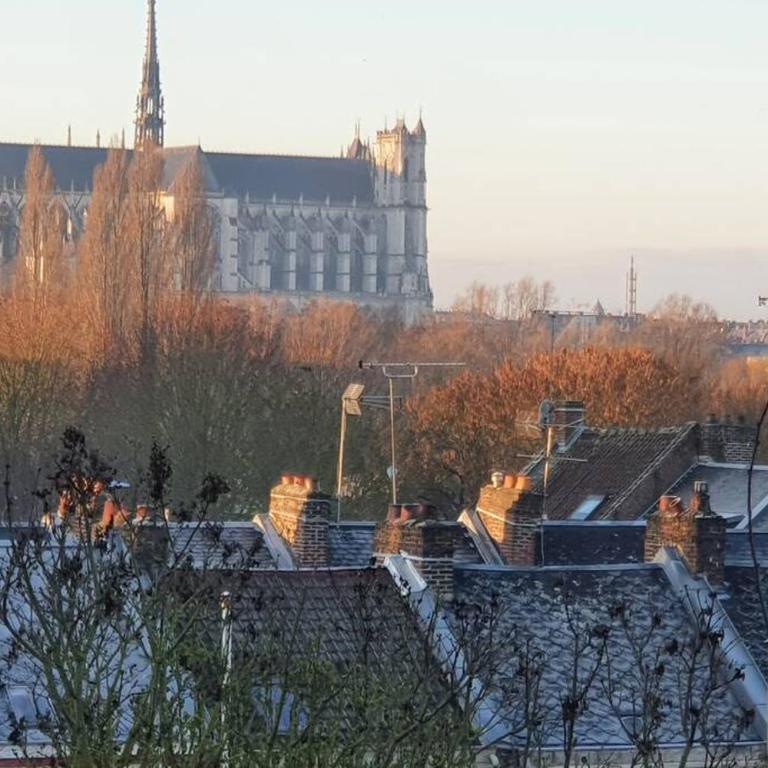 Maison Famille-Confort-Terrasse Jardin-Vue Cathédrale - Three-Bedroom House - 4