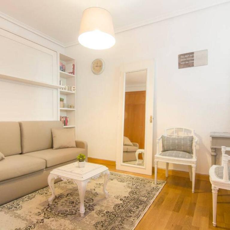 CÓMODO Y CÉNTRICO ESTUDIO DE LUJO EN ATOCHA - JARDÍN BOTÁNICO. WIFI - One-Bedroom Apartment - 28