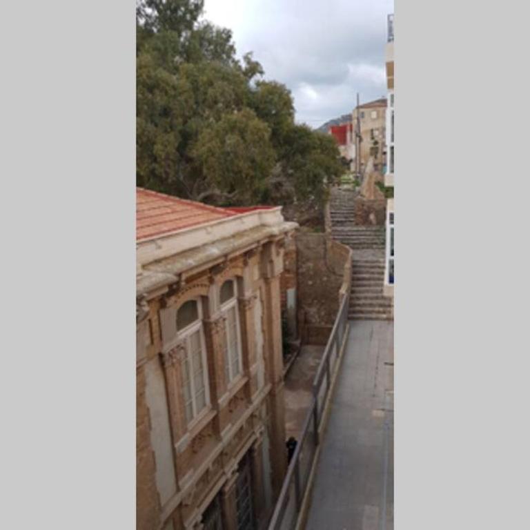 Piso modernista en casco histórico con garaje - Apartamento - 24