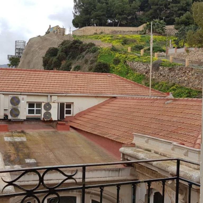 Piso modernista en casco histórico con garaje - Apartamento - 25
