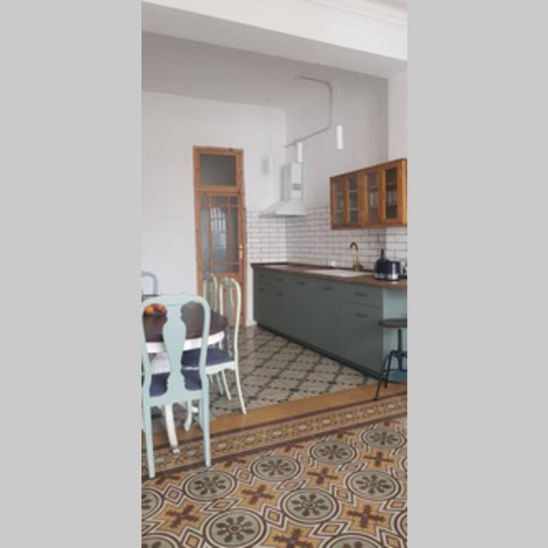 Piso modernista en casco histórico con garaje - Apartamento - 7