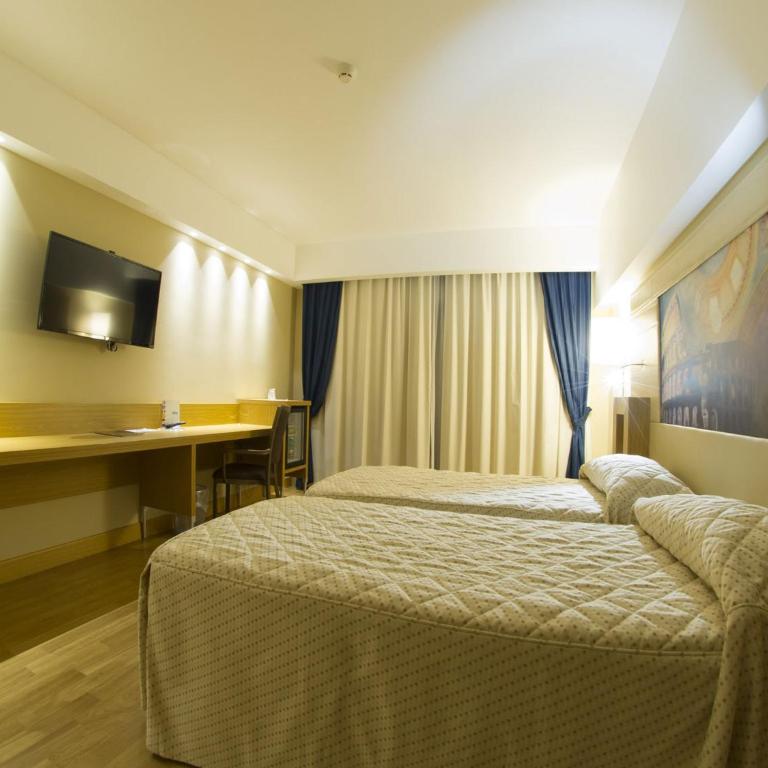 Catania International Airport Hotel - Chambre Double ou Lits Jumeaux Supérieure avec Transfert Aéroport - 3