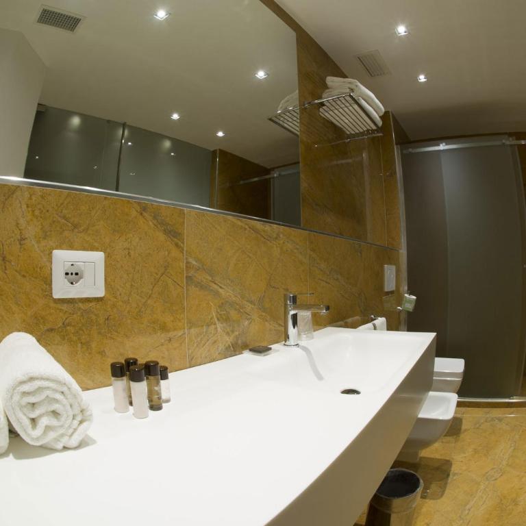 Catania International Airport Hotel - Chambre Double ou Lits Jumeaux Supérieure avec Transfert Aéroport - 4
