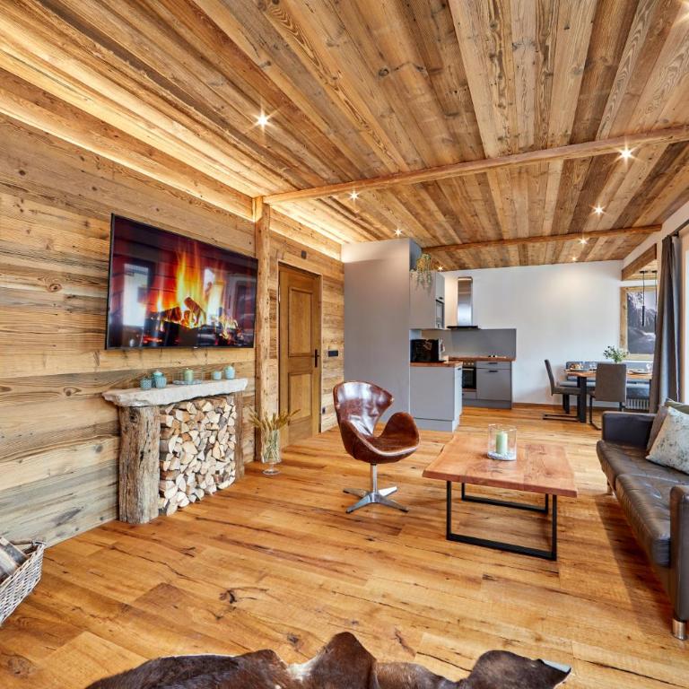 Alpis Ferienwohnung - Chalet mit 3 Schlafzimmern und Bergblick - 21
