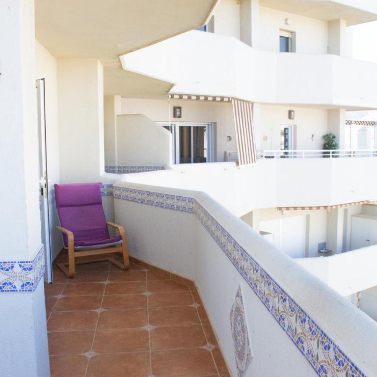 BENALBEACH SEA VIEW 2BDR Apartment with Water Park - Two-Bedroom Apartment - 26