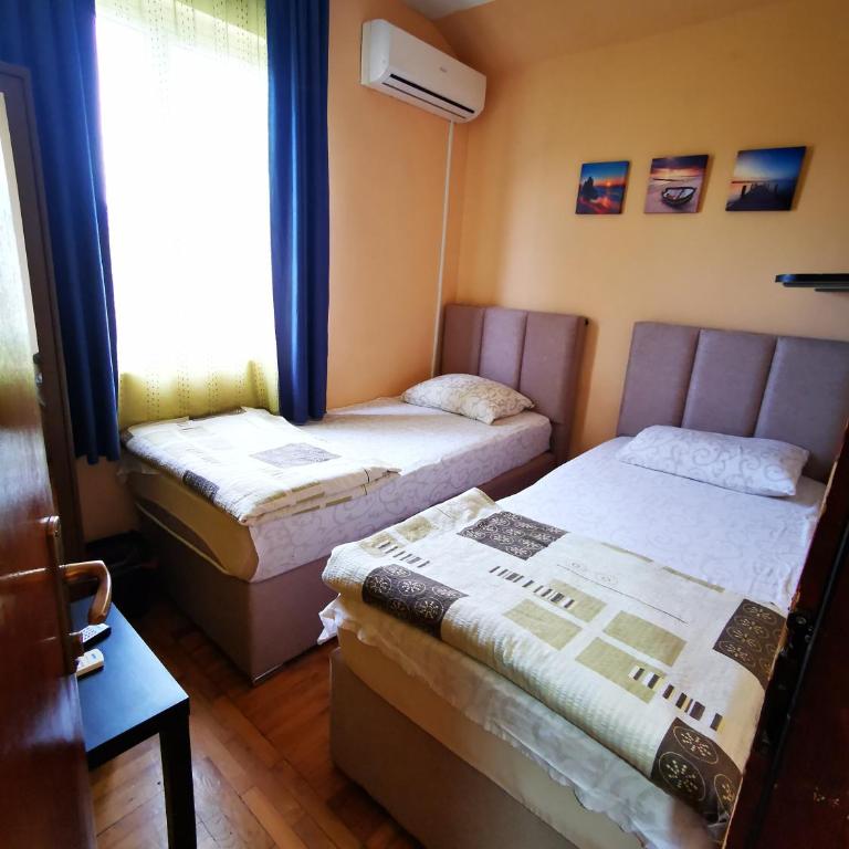 Explorer Podgorica - Standard Double or Twin Room with Garden View - 2