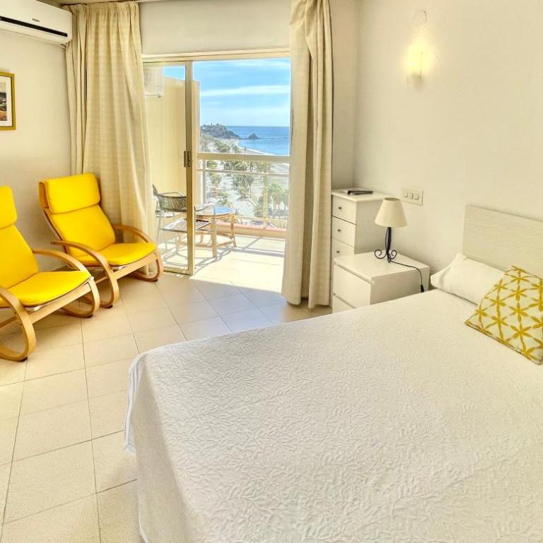 Apartamentos Playa Almuñécar Parking Incluido - Apartamento Estudio con vistas al mar - 3