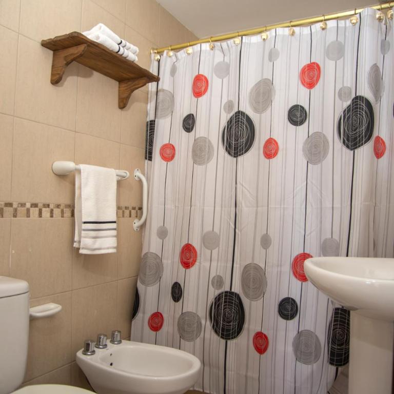 DEPARTAMENTO CÉNTRICO CON VISTA AL LAGO - Apartamento de 2 dormitorios - 13