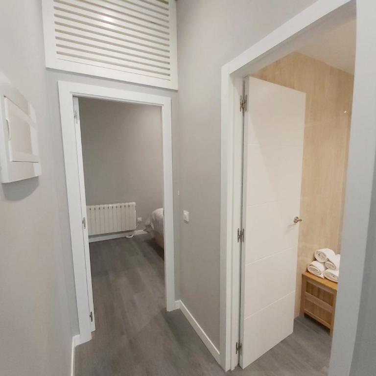 Apartments Madrid Plaza Mayor-Cava baja - Apartamento de 1 dormitorio con balcón - 26
