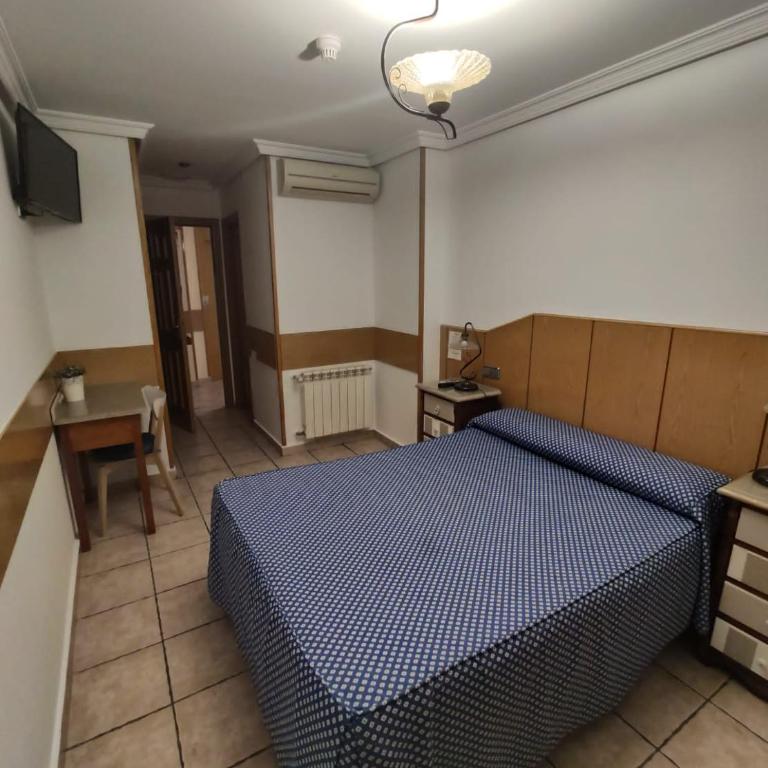Hostal Maria Ronda - Double Room - 3