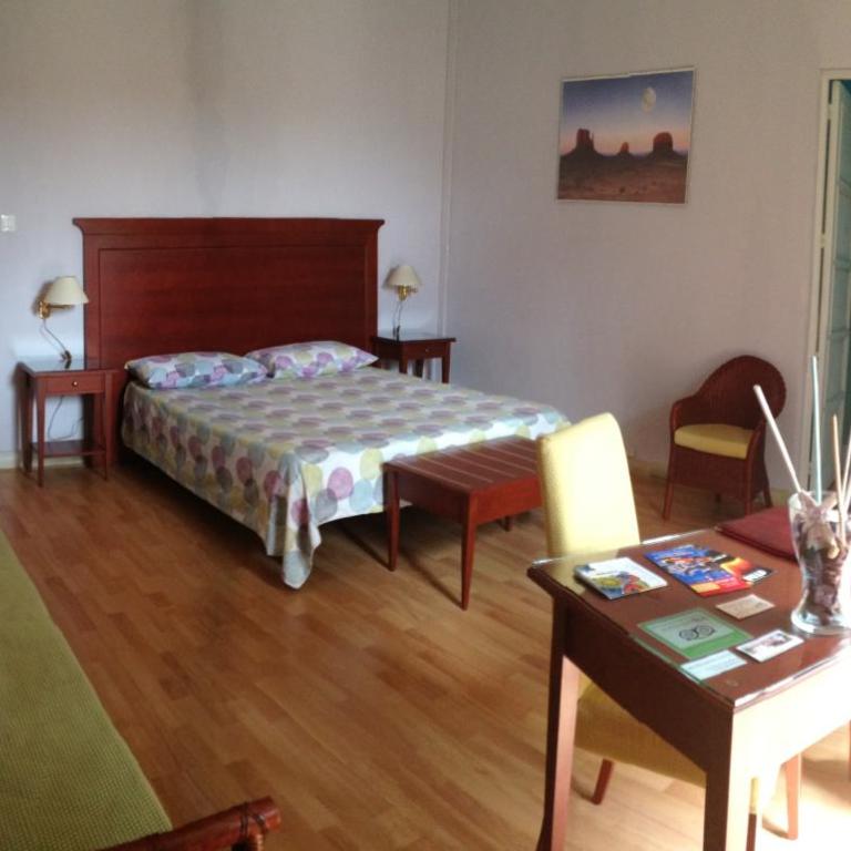 Bed & Breakfast Macallè - Triple Room with Balcony - 2