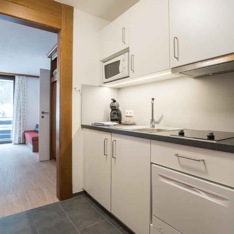 Appartement Haus Zalim - Studio with Balcony - 6