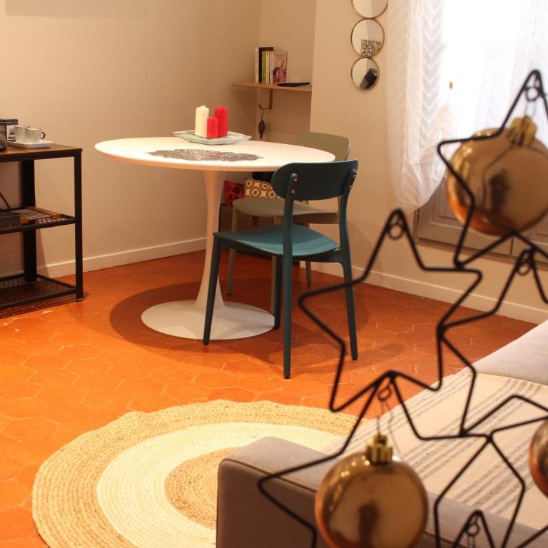 Chez Marie Louise - Studio - 5