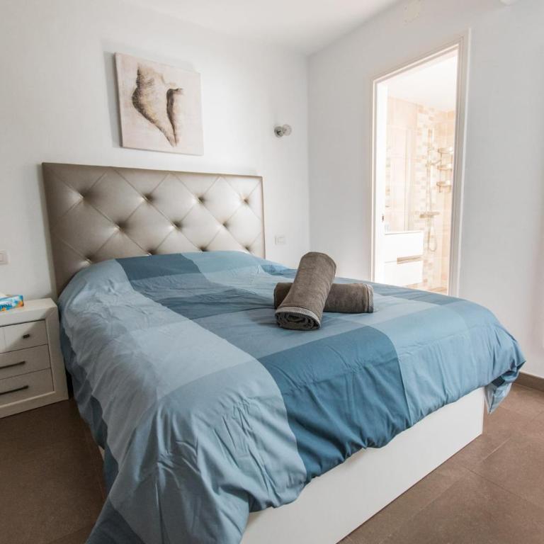 Casa Anemona with terrace shared pool sea views and free wifi - Apartment - 22