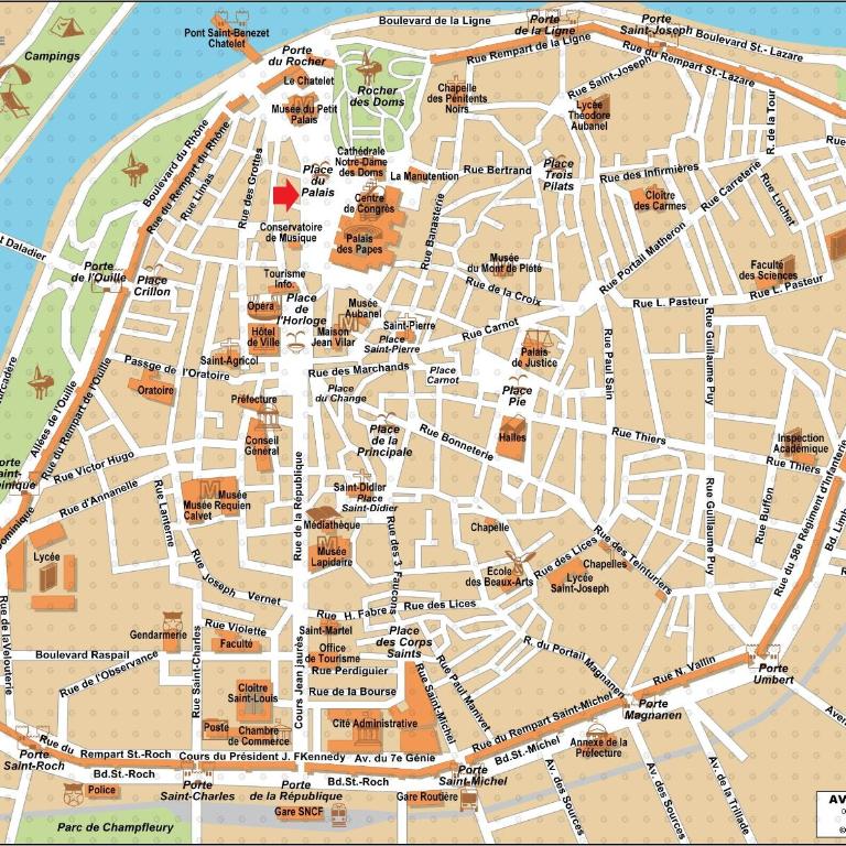 PLACE DU PALAIS DES PAPES 3 chambres Parking Climatisation 3 Salles de bain - Apartment mit 3 Schlafzimmern - 22
