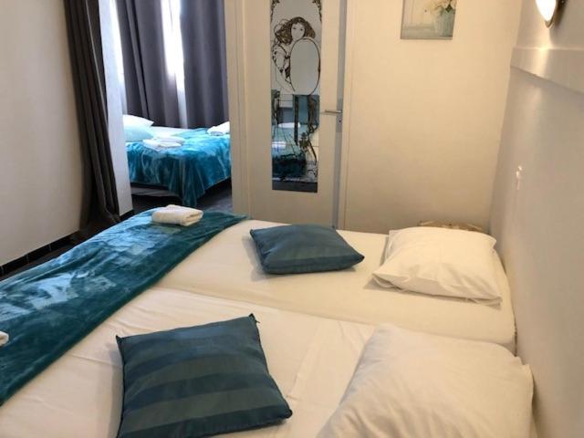 Le Castelet - Chambre Quadruple Standard - 3