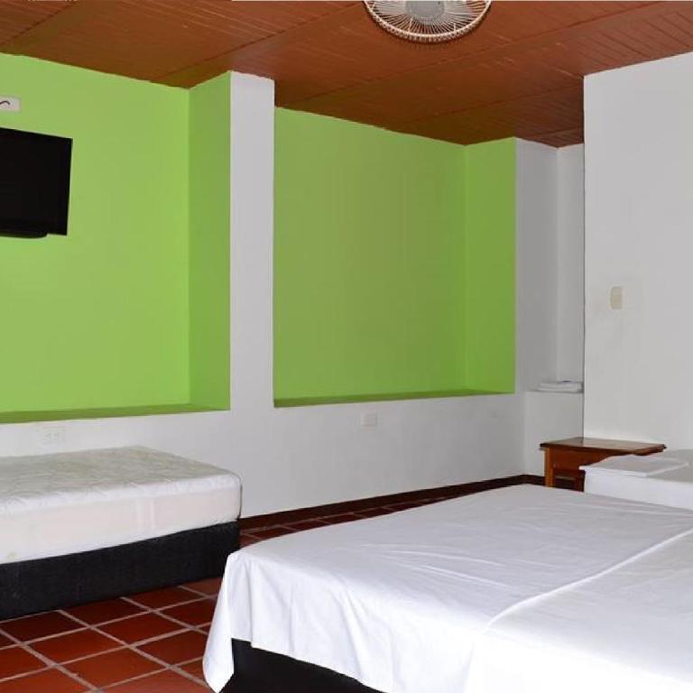 Meson Hondano - Quadruple Room - 1