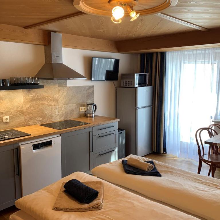 Frühstückspension Christina - Familiensuite mit 2 Schlafzimmern - 5
