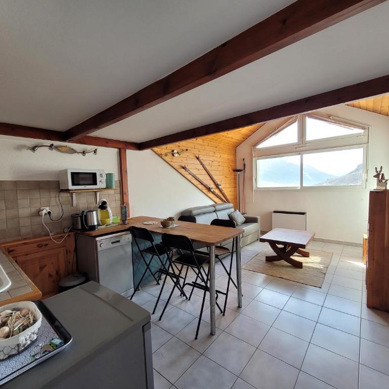 Agréable T3 mezzanine jusqu'à 5 personnes - Apartamento de 2 dormitorios - 2