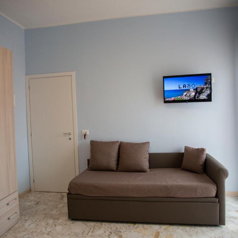 Magna Graecia - Camera Tripla Deluxe con Vista Mare - 1