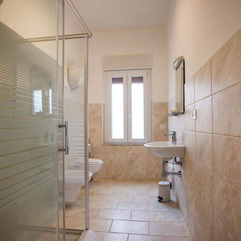 Magna Graecia - Camera Tripla Deluxe con Vista Mare - 12