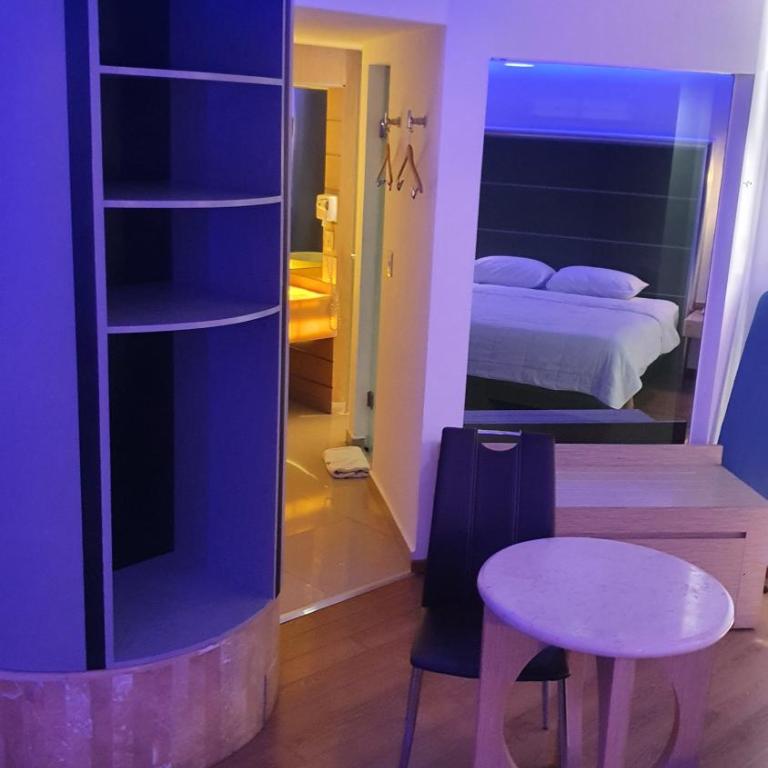 Hotel Contadero Suites y Villas - King Room - 4