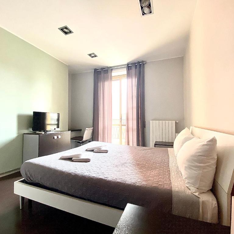 Gemini Guest House - Camera Matrimoniale con Balcone - 1
